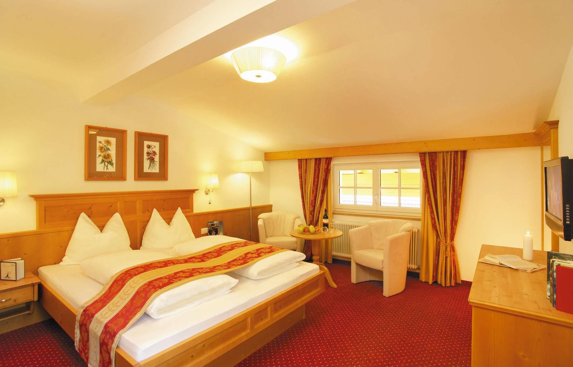 Alpenherz Hotel Garni Gerlos Exterior photo