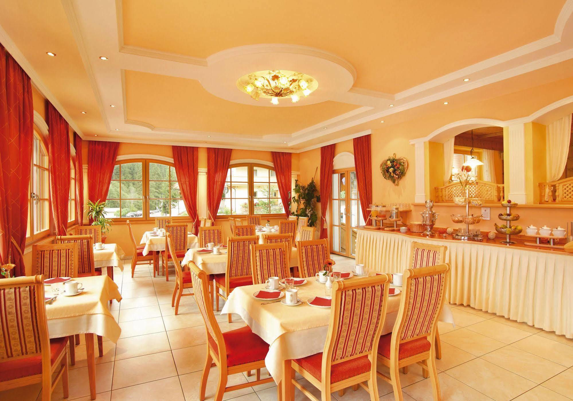 Alpenherz Hotel Garni Gerlos Exterior photo