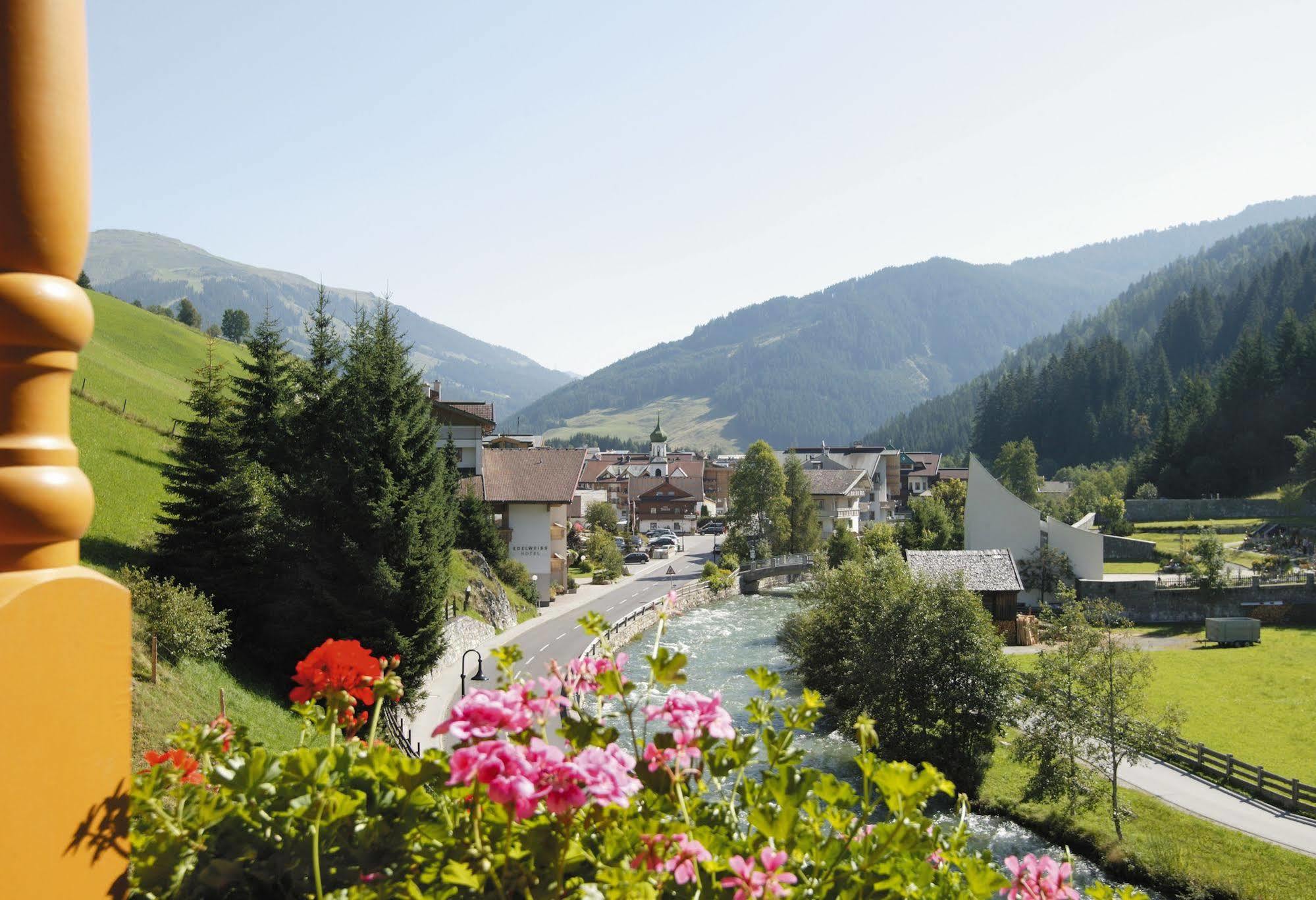 Alpenherz Hotel Garni Gerlos Exterior photo