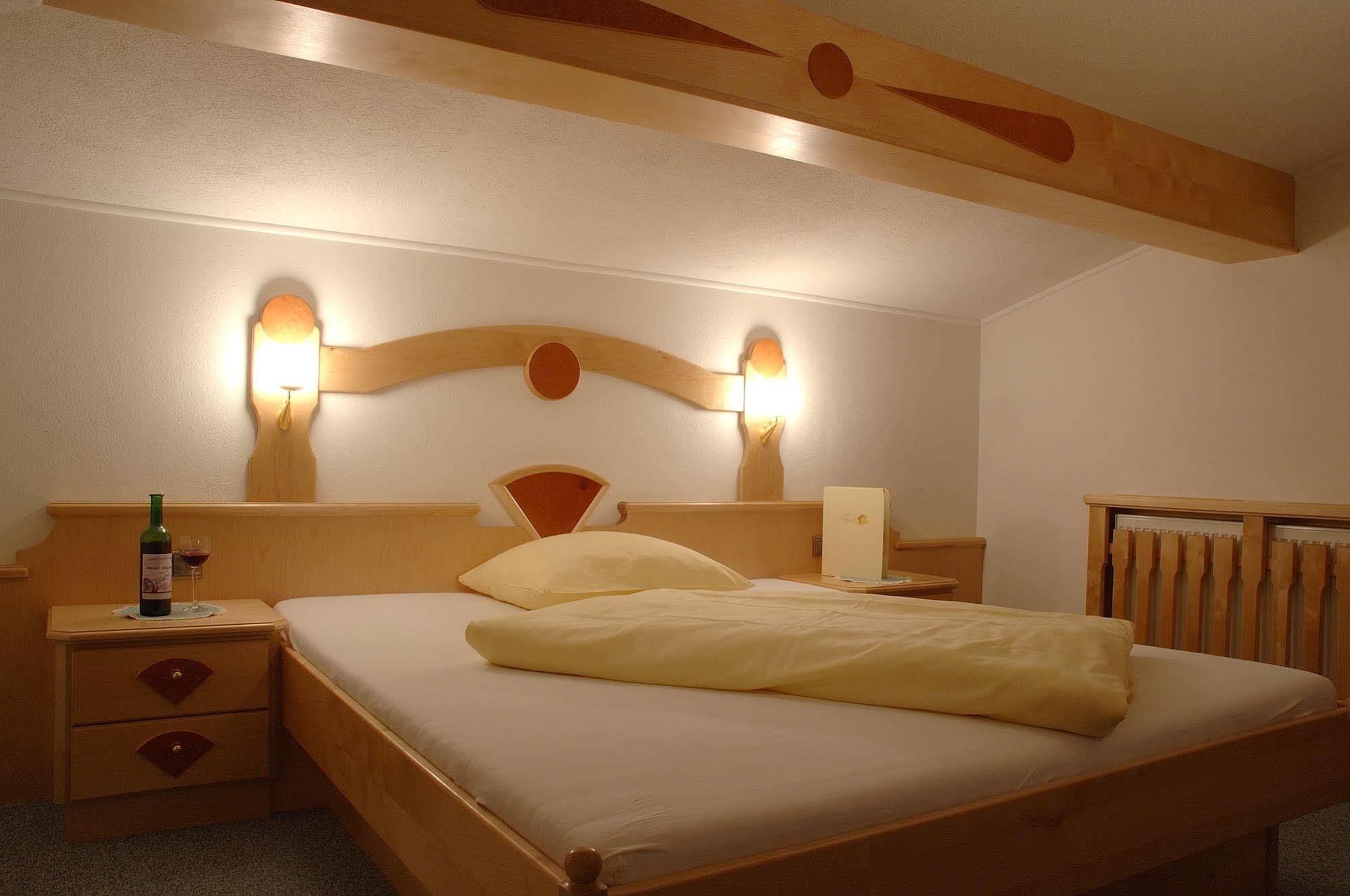 Alpenherz Hotel Garni Gerlos Exterior photo