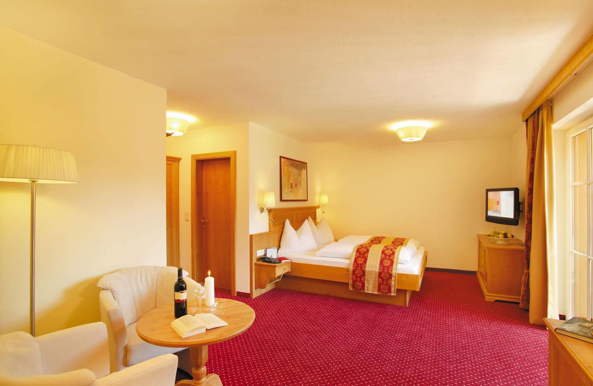Alpenherz Hotel Garni Gerlos Exterior photo